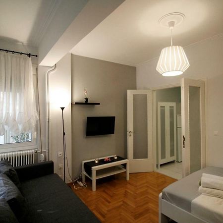Luxury flat in Kolonaki, 3’ Metro Apartment Athena Bagian luar foto
