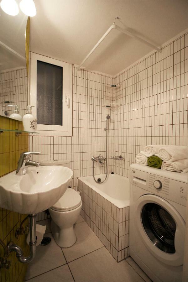 Luxury flat in Kolonaki, 3’ Metro Apartment Athena Bagian luar foto